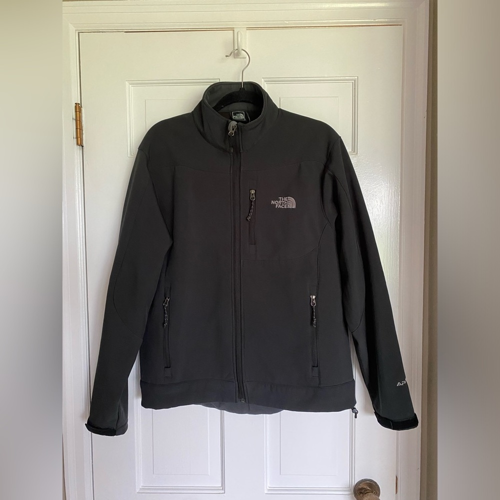 The North Face Men’s Black Apex Bionic Jacket
